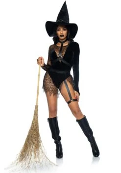 LEG AVENUE Sexy Women's Crafty Witch Costume